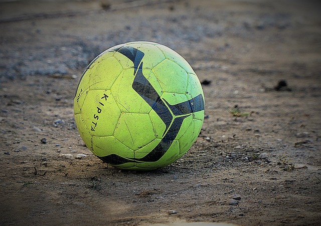 在连续紧密 在连续紧密